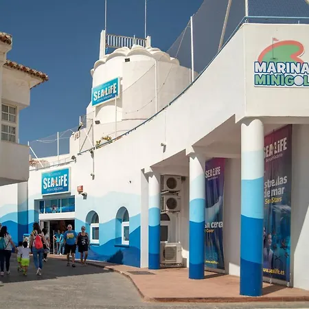 Benal Beach, Luxury Sea & Mountain View Beachside 1 Bedroom * Benalmadena