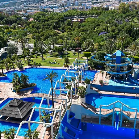 Benal Beach, Luxury Sea & Mountain View Beachside 1 Bedroom Apartment Benalmadena